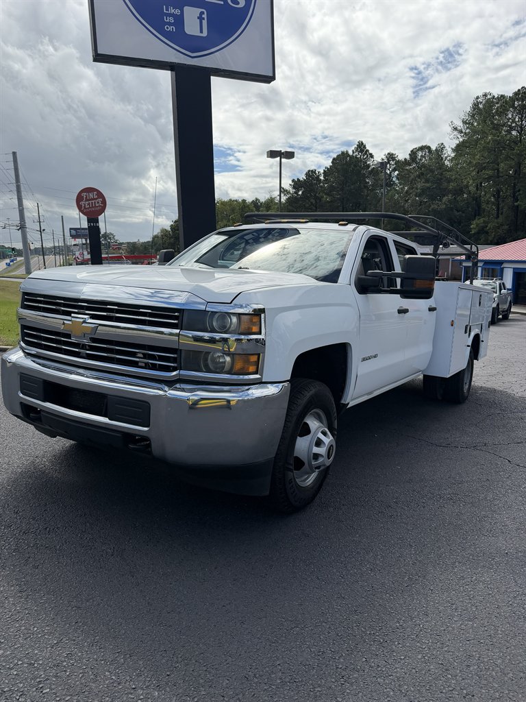 2015 Chevrolet Silverado 3500 Chassis Cab