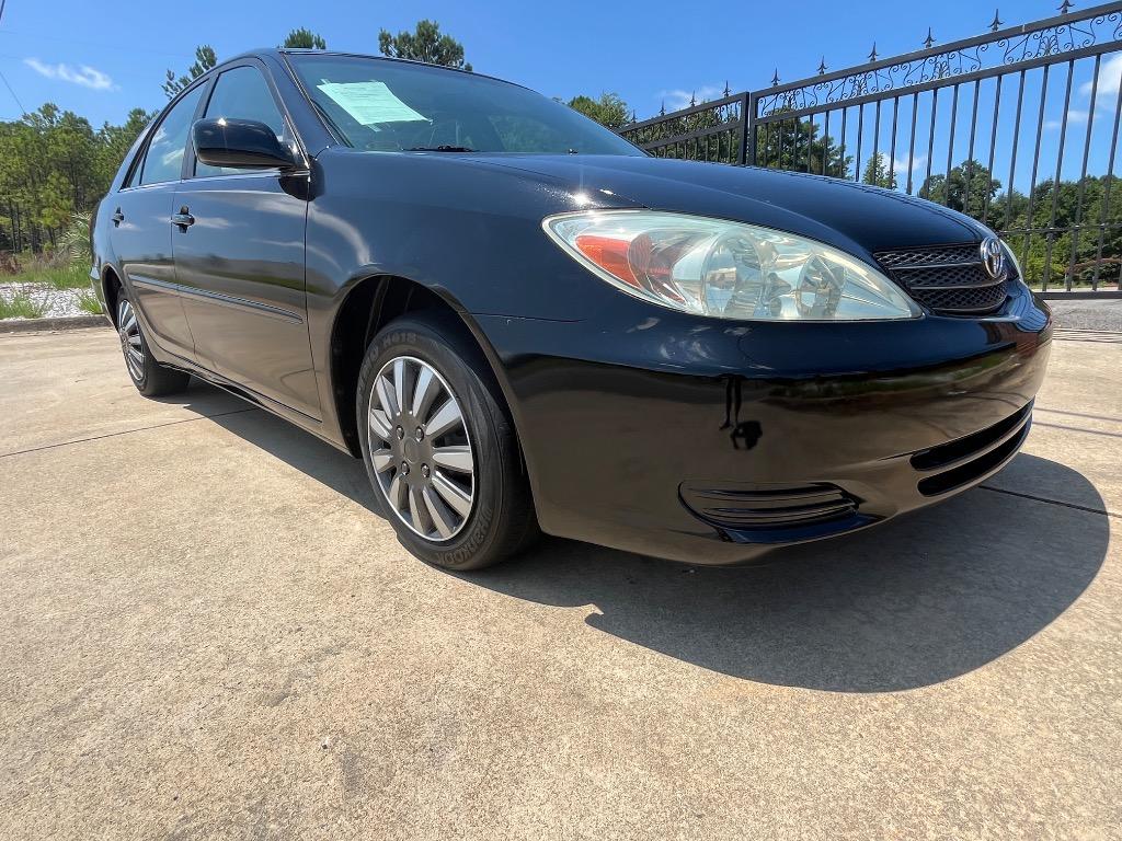 2003 Toyota Camry LE's photo