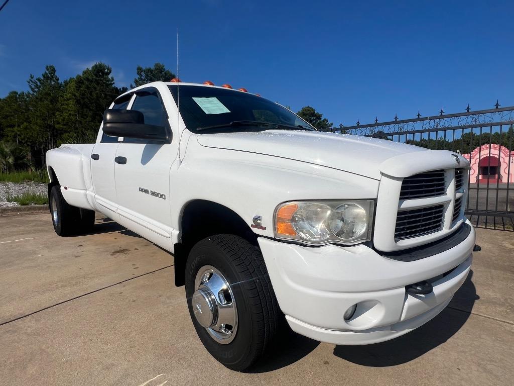 2005 Dodge Ram 3500 Pickup Laramie's photo